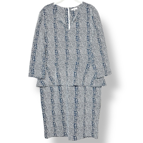 Tyler Boe Long Sleeve Peplum Sheath Dress large blue reptile V neck stretch knit - Picture 1 of 12